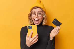 Wells Fargo Active Cash Credit Card: Visa Signature with Exclusive Benefits and Unlimited 2% Cashback!
