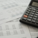 Is it worth claiming your tax refund early in the U.S.? Understand the risks