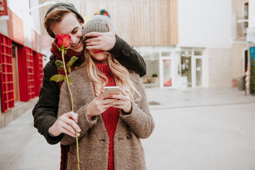 Love and Credit Cards: Valentine’s Day Mistakes to Avoid