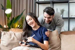 A Smarter Way for Couples to Combine Finances