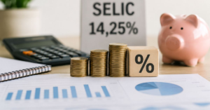 Selic rate drop: wait or renegotiate your debts now?
